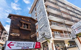 Stay In Cervinia Deluxe Apartment